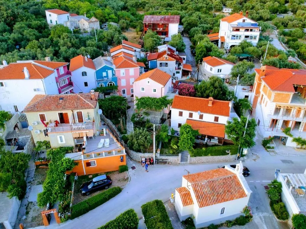 House Antonio In Miholascica