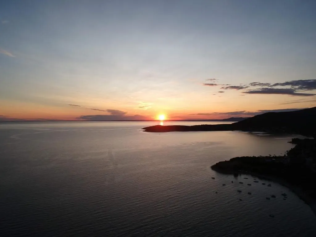 House Antonio In Miholascica Holiday home